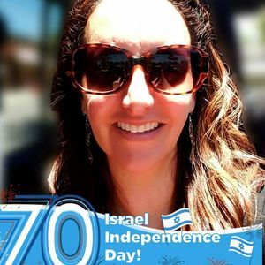 Meet your Posher, Rebeca